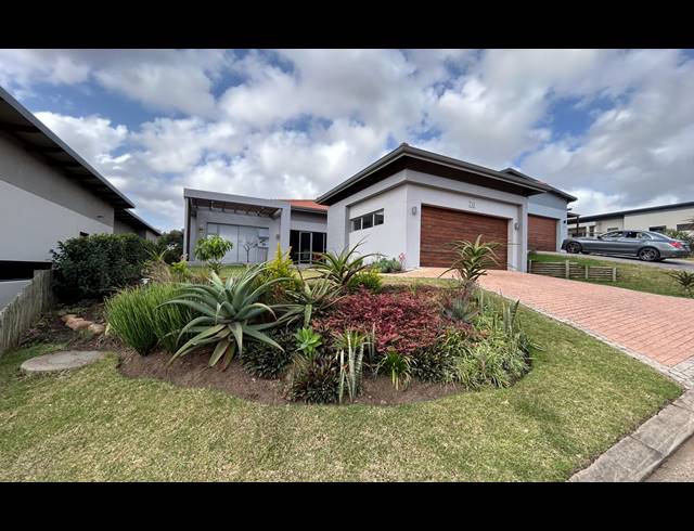 4 BEDROOM HOUSE FOR SALE IN PALM LAKES ESTATE